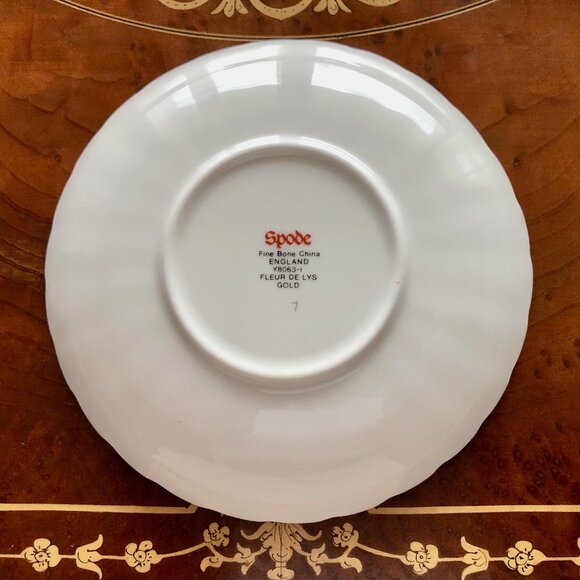 Spode Fleur De Lys Gold Saucers Lot Of 8 - Picture 4 of 8